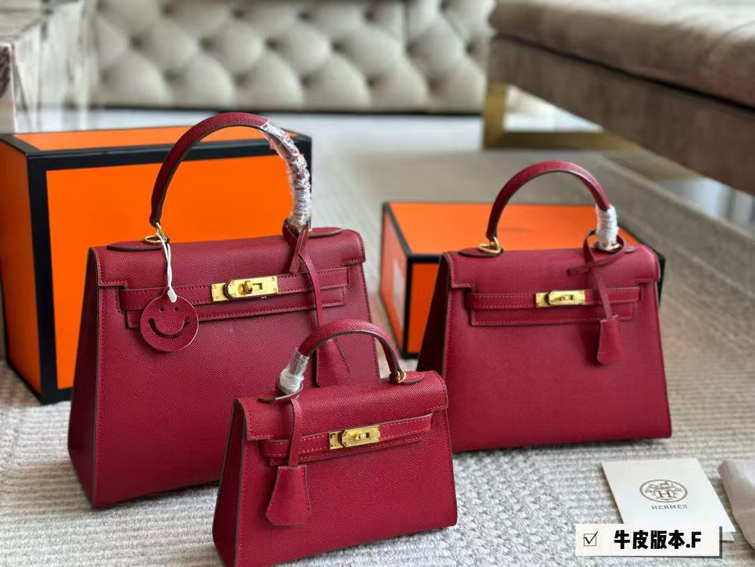 Classic Handbag Medium