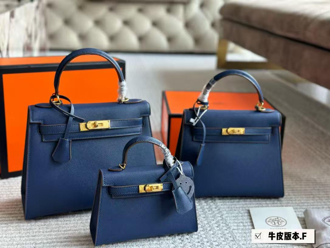 Classic Handbag Medium