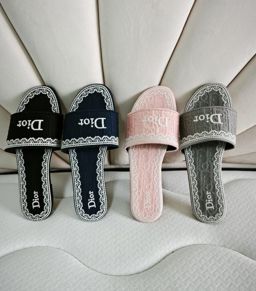 Detail Sandal