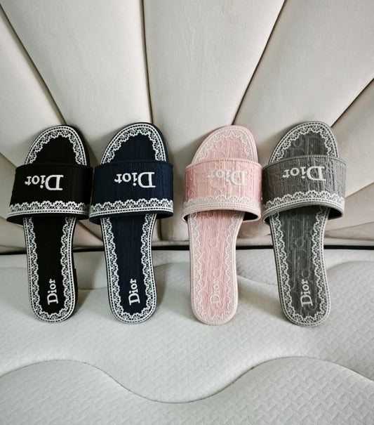 Detail Sandal