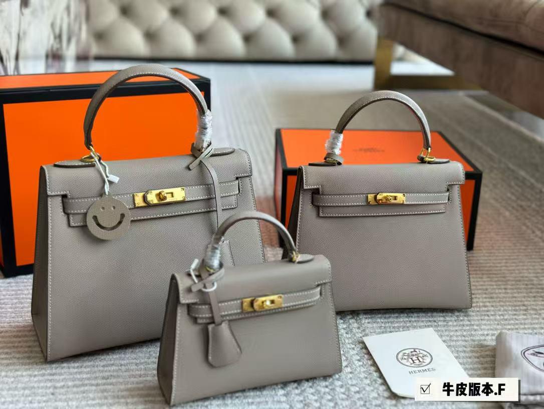 Classic Handbag Medium