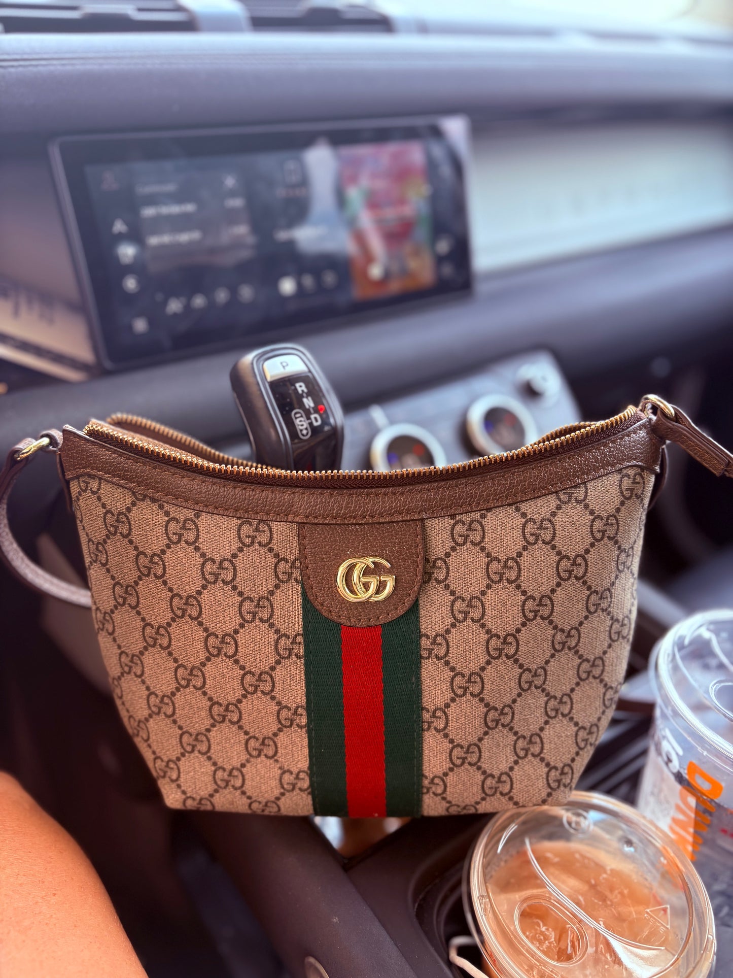 The perfect G Crossbody/with matching wallet