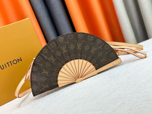 Fan Handbag