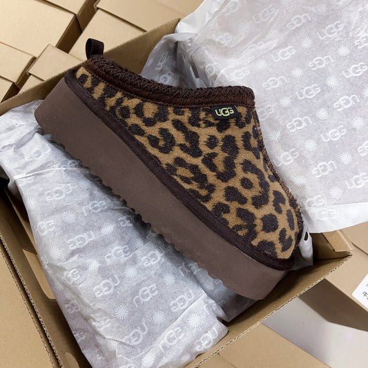 UGG Cheetah Clogg