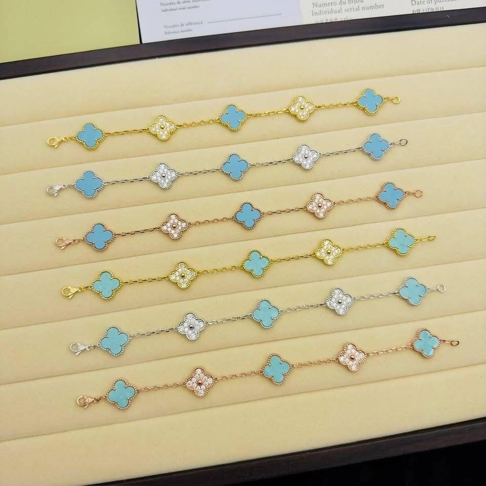 Chain Charm Bracelet